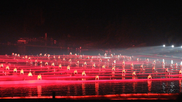 מופע האורות בחלק האדום - תשוקה (צילום:  Mulligan Stu)