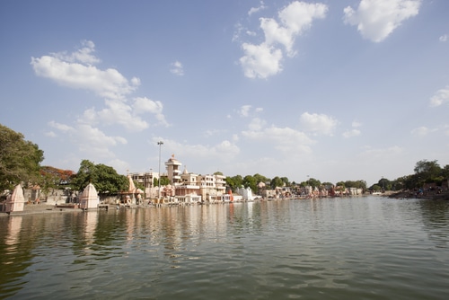 גדת נהר השיפרה (אוג'יין - Ujjain)