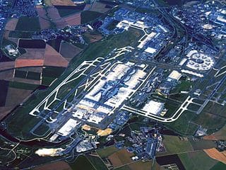 נמל התעופה שארל דה גול, צילום אווירי  (צילום: David Monniaux)