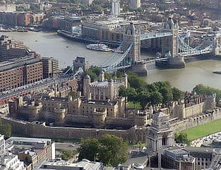מצודת לונדון וגשר מצודת לונדון  (צילום: User:Arpingstone)