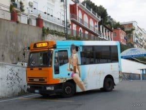 אוטובוס בקאפרי (צילום מקורי)