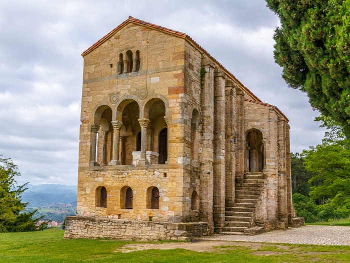 כנסיית סנטה מריה דל נרנקו , כנסייה עתיקה וייחודית מאוד בעולם העתיק.
