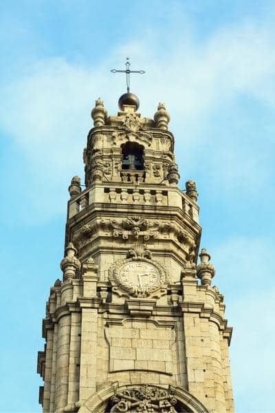 מגדל הפעמונים של כנסיית קלריגוש