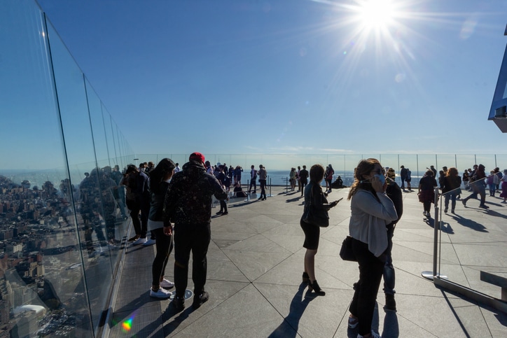 בתצפית אדג' תחשפו לנוף פנורמי מטריף של 360 מעלות על  ניו יורק