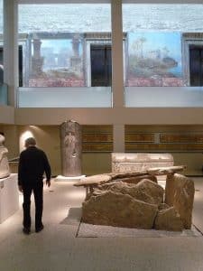 החצר המצרית במוזיאון החדש ברלין
