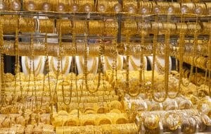 סחורה בשוק הזהב בדובאי