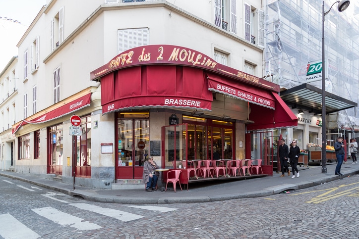 בית קפה Cafe des 2 Moulins מונמרטר