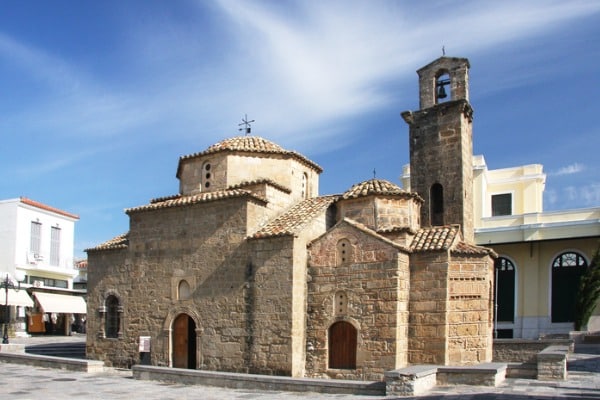 כנסייה בעיר העתיקה של קלמטה