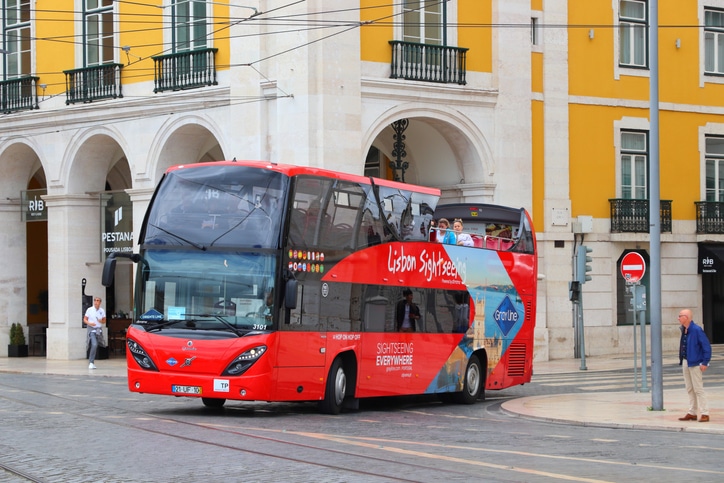 אוטובוס תיירים ליסבון