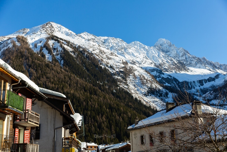 ארג׳נטייר - הכפר המבוקש ביותר ללינה לחופשת סקי בשל סמיכוו לאתר 